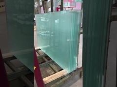 Anti-slip Ultra Clear Toughened Glass